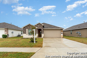 Building Photo - 392 Pebble Bend