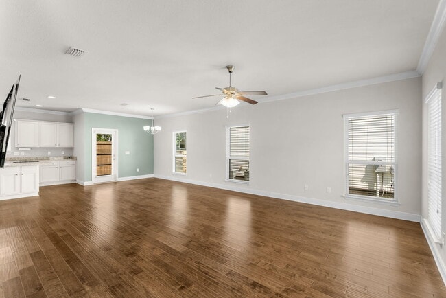 Building Photo - 163 Mosaic Oaks Cir