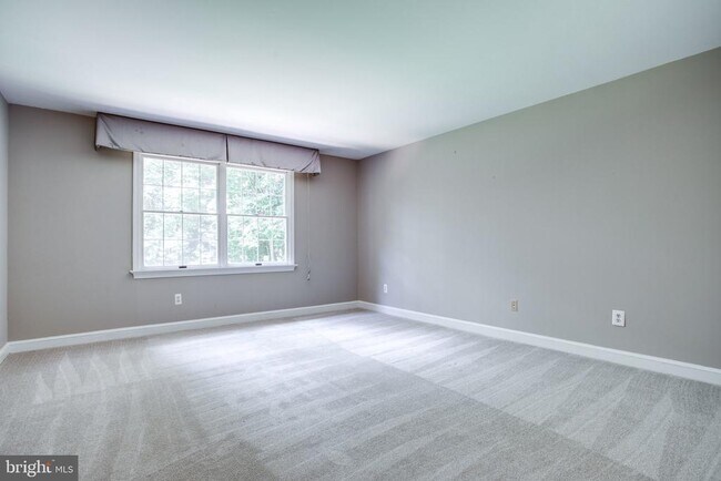 Building Photo - 8500 Brook Rd