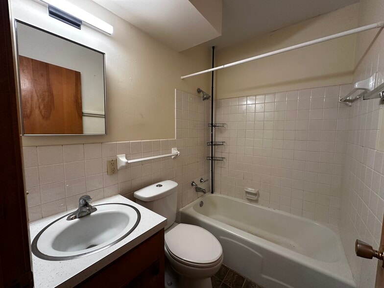 Building Photo - 1325 Fair Street