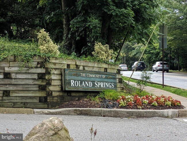 Building Photo - 4418 Roland Springs Dr