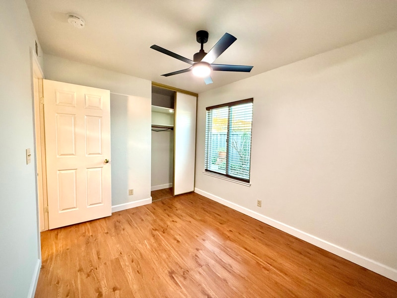 Building Photo - 1582 Calle Enrique