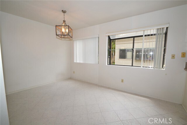 Building Photo - 2595 Plaza del Amo