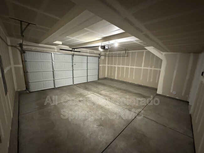 Building Photo - 8082 Jayla Trl