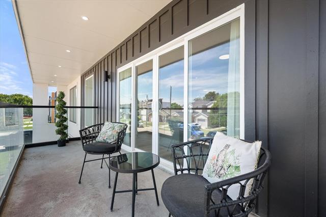 Building Photo - 4029 Ivanhoe Ln