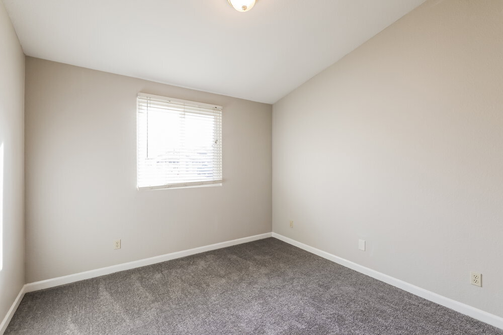 Building Photo - 8915 N Veridian Dr