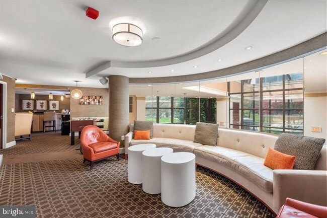 Building Photo - 10101 Grosvenor Pl