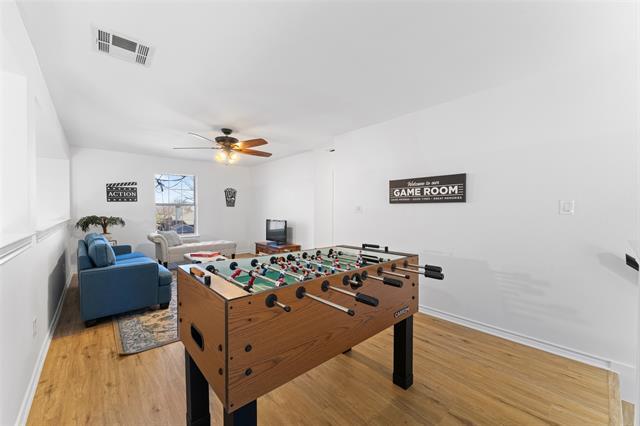 Building Photo - 7022 Cottonwood Cir