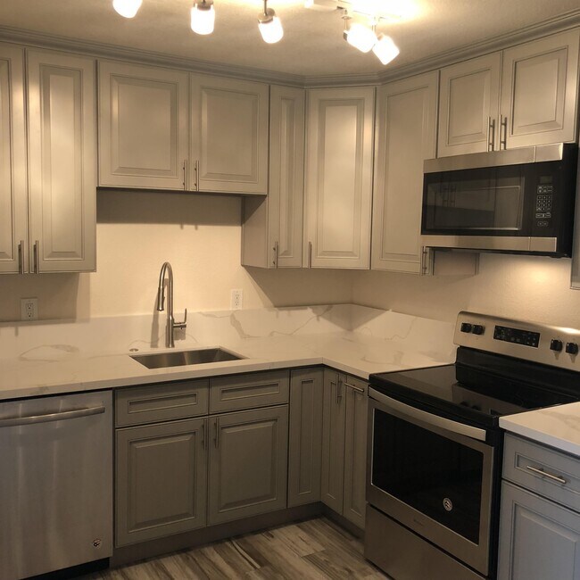 Interior Photo - 620 5th Street West Sacramento CA95605