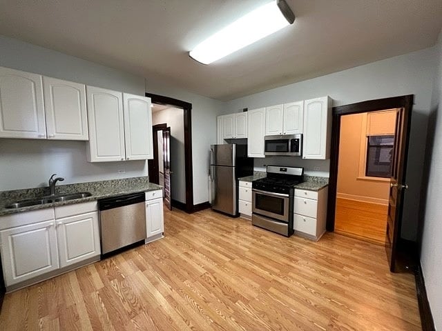 Building Photo - 1231 N Greenview Ave