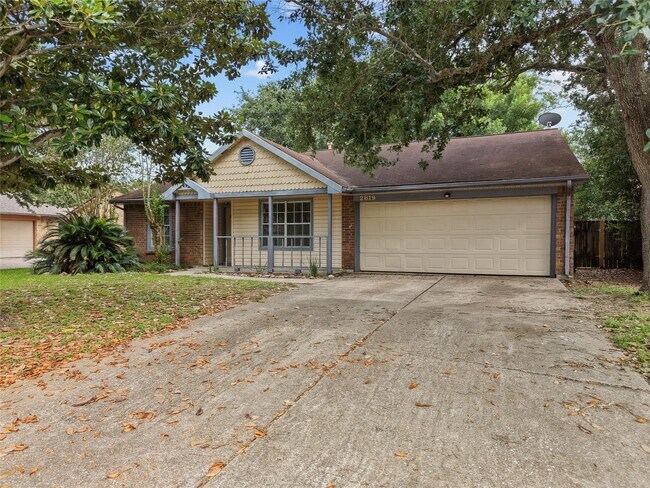 Building Photo - 2819 Sugar Wood Dr