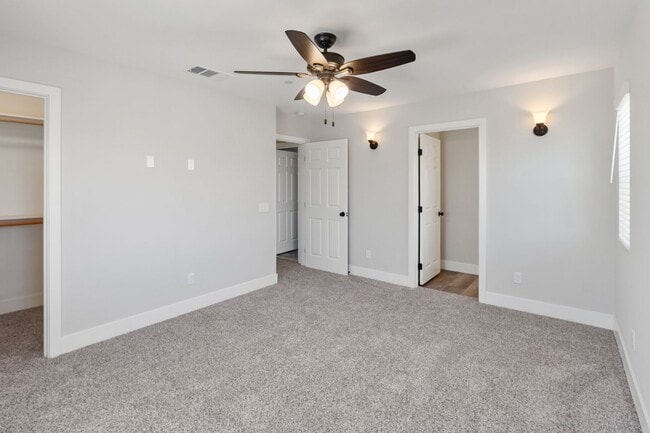 Building Photo - BRAND NEW HOME