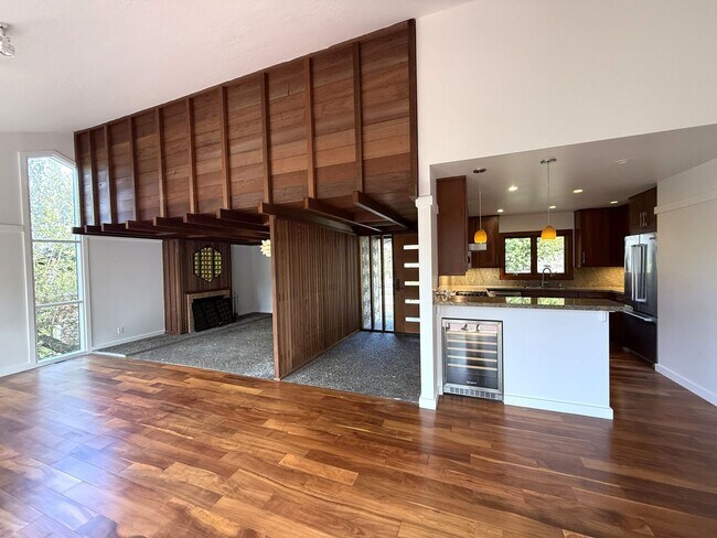 Building Photo - UNIQUE THREE BEDROOM TWO BATH MODERNIST MILL VALLEY HOME