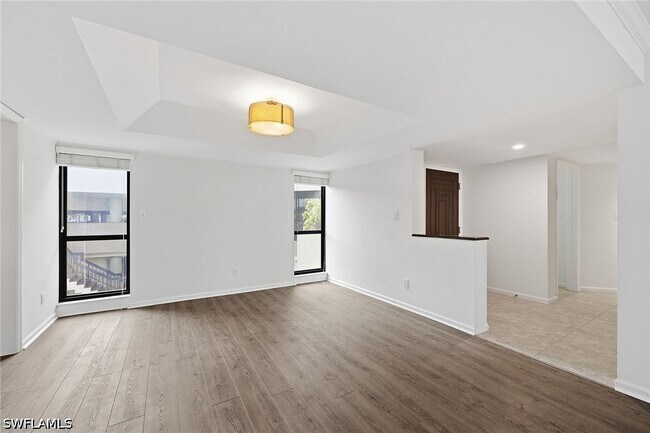 Building Photo - 4551 Gulf Shore Blvd N