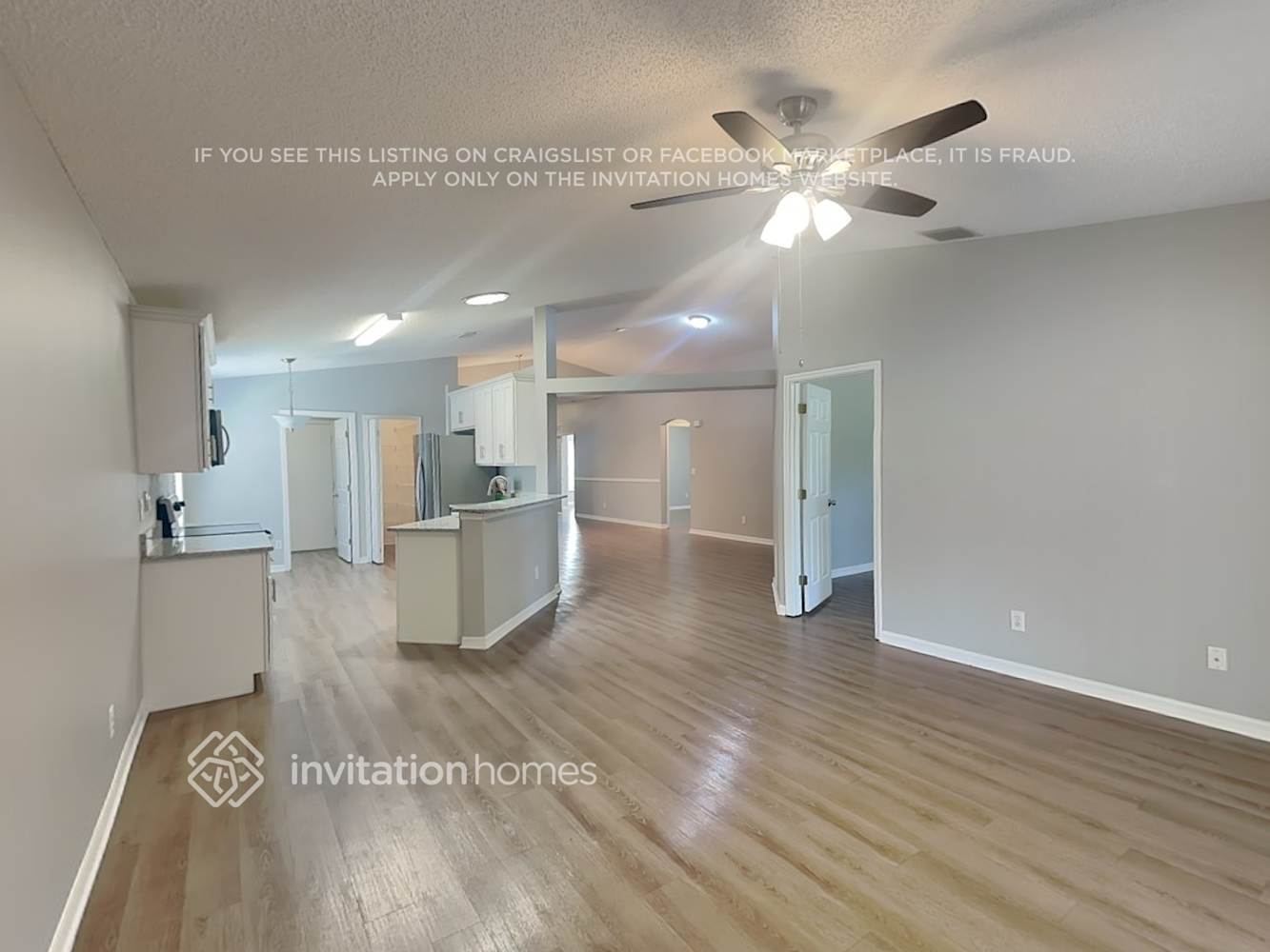 Building Photo - 4860 Manchester Dr