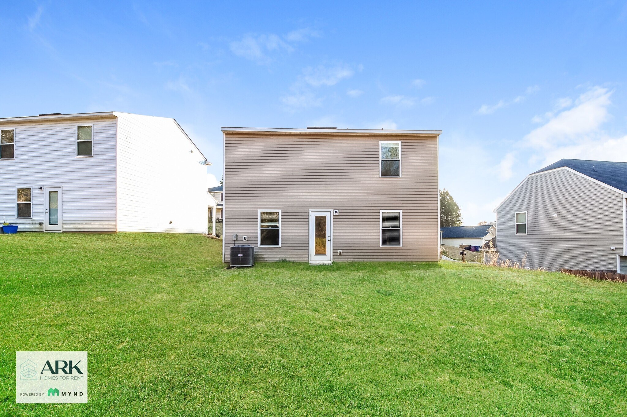 Building Photo - 159 Evvalane Dr