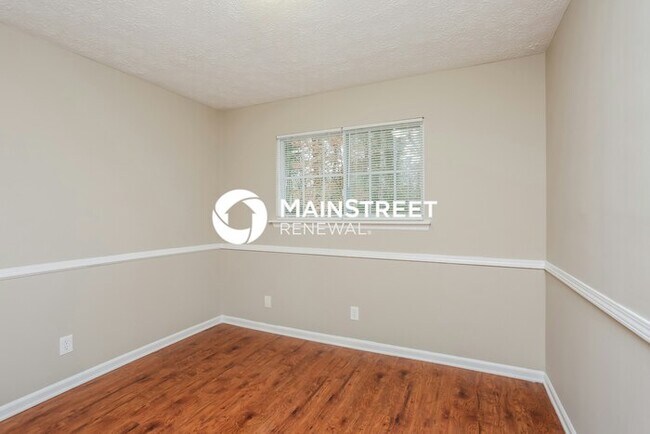 Building Photo - 3 Bedroom Pet-Friendly Home in Lithonia, GA with Main Street Renewal