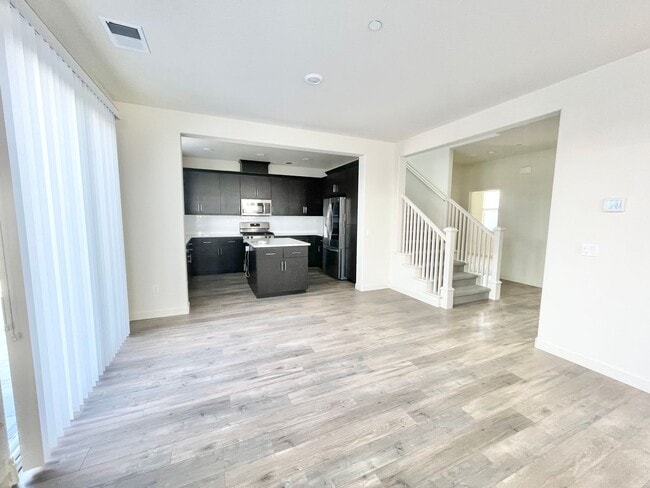 Building Photo - Beautiful 4 Bed 3 Bath Home in W Section Rohnert Park- $3,800 per month!