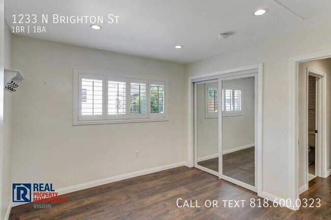 Building Photo - 1233 N Brighton St