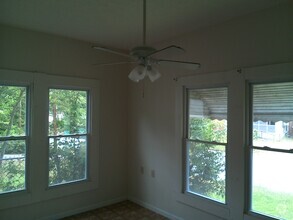 Building Photo - **UPCOMING**4 bedroom / 2 bathroom Home fo...