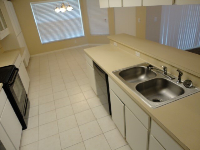 Building Photo - 8850 Napa Loop