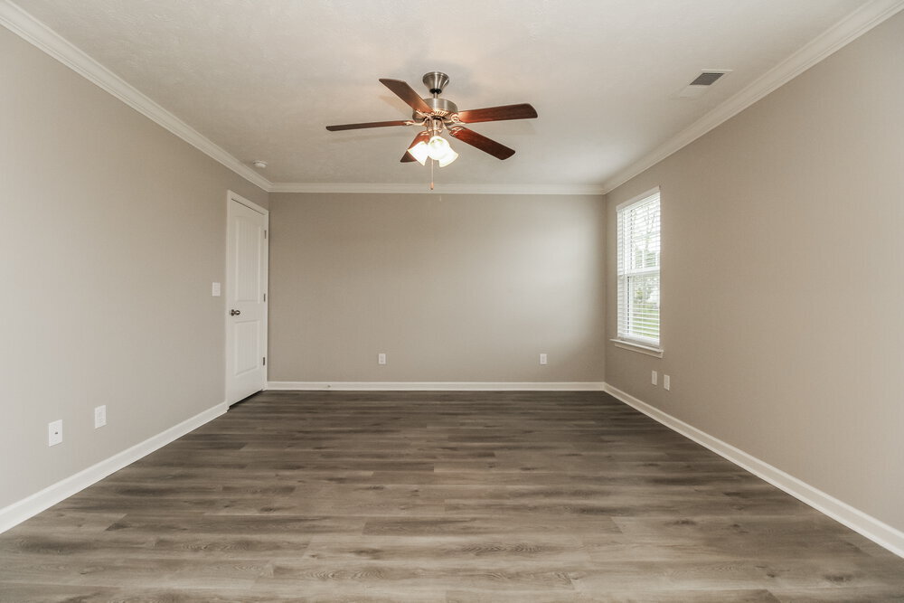 Building Photo - 1393 Rockglade Run
