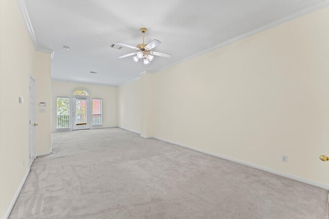 Building Photo - 2905 Crawford St