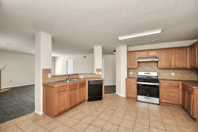 Building Photo - 5618 Gibralter Pl