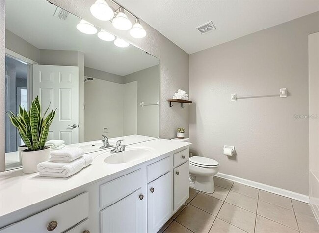 Building Photo - 1017 Enclair St