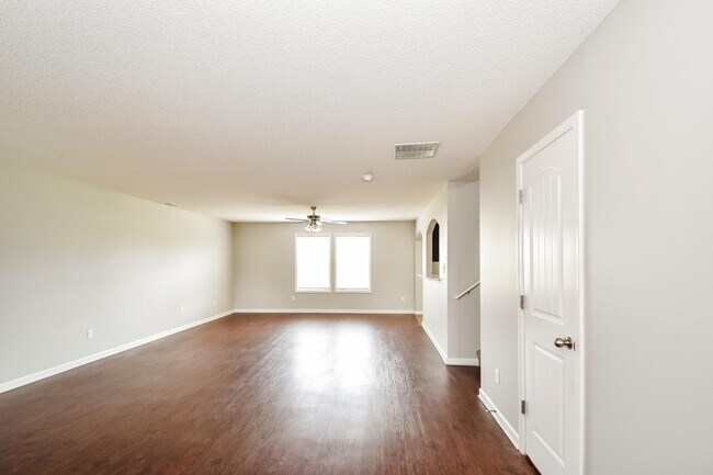 Building Photo - 4542 Sweet Whisper Ln
