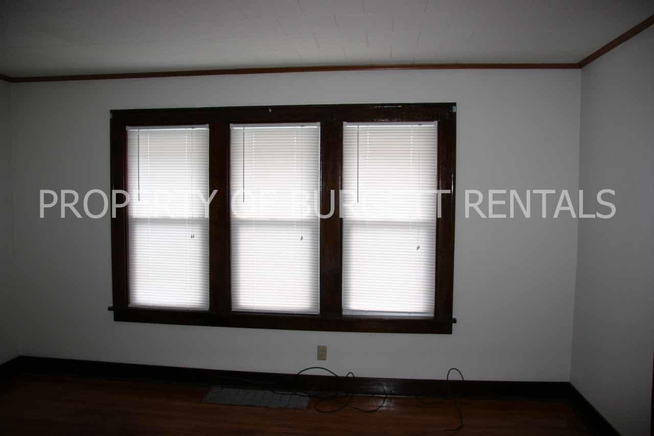 Building Photo - 410 Evergreen St