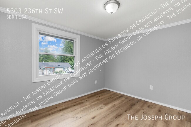 Building Photo - 5303 236th St SW