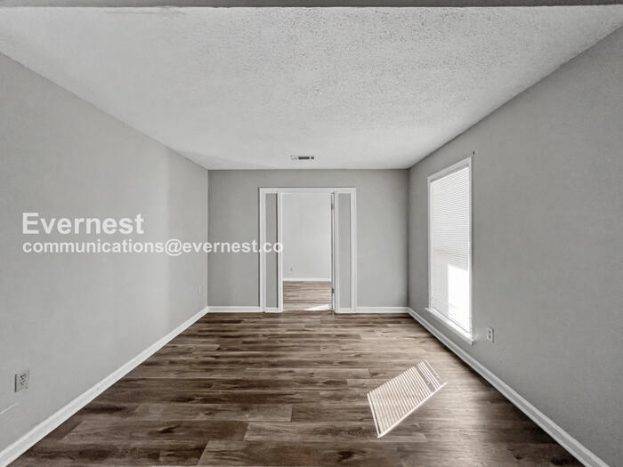 Building Photo - 4330 Almo Ave