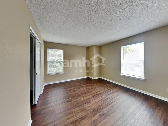 Building Photo - 12154 Brushfield Ln