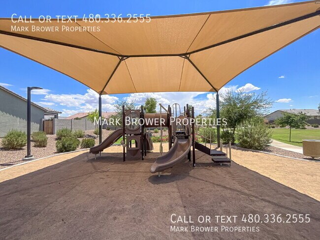 Building Photo - 11423 W La Reata Ave