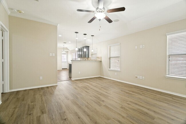 Building Photo - 2813 Houston Wood Dr
