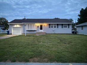 Building Photo - Charming 3 Bedroom Home in Florissant