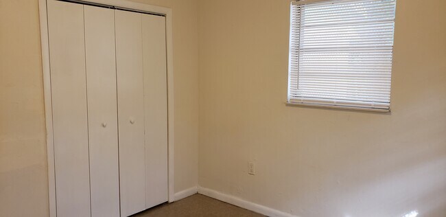 Bedroom - 17 NW 70th St