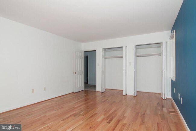 Building Photo - 11400 Dorchester Ln