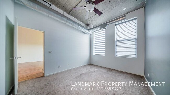 Building Photo - 758 N Larrabee St
