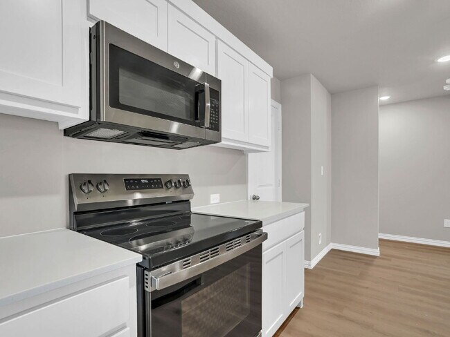 Building Photo - Brand New Fourplex