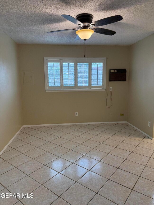 Building Photo - 220 Rio Tinto Dr