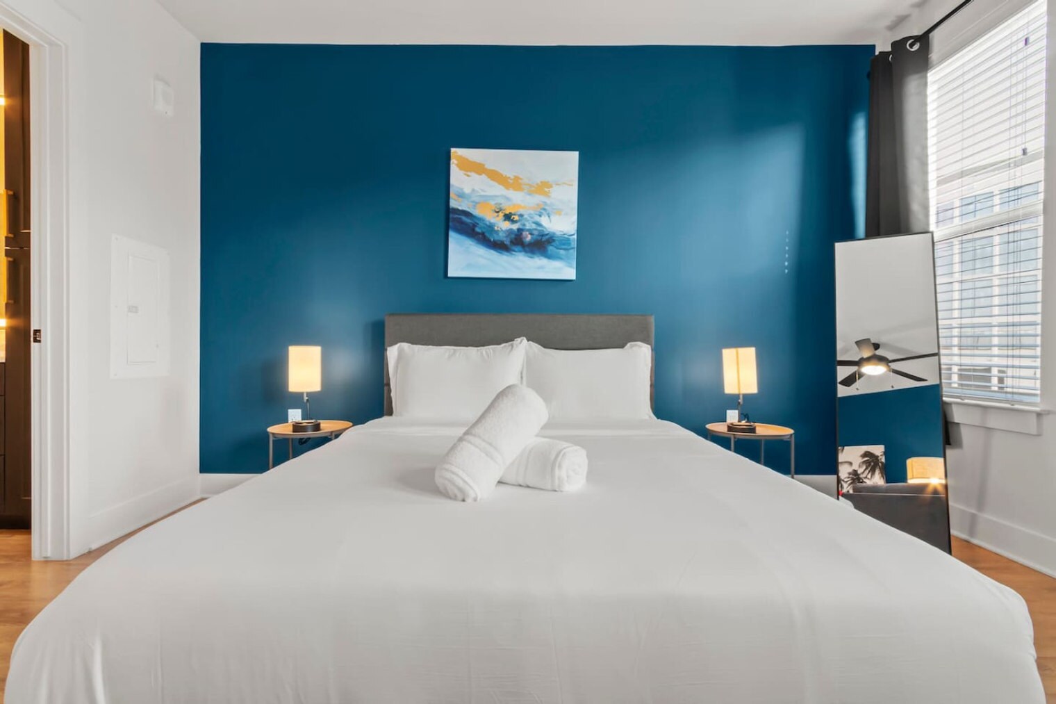 Building Photo - 2317 W Grace St