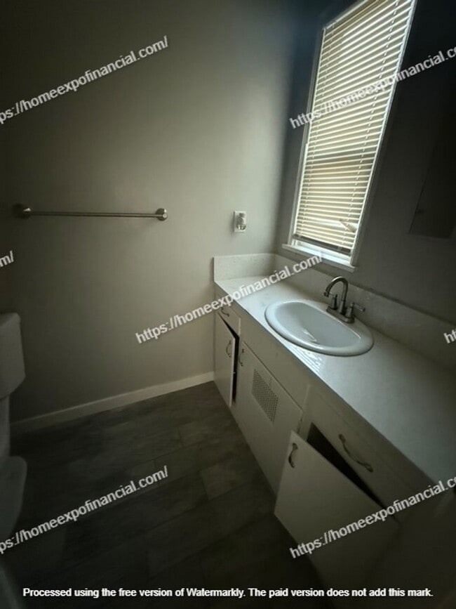 Building Photo - Nice Home For Rent
