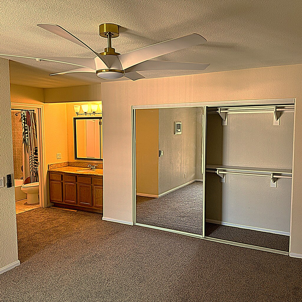 Master Bedroom - 615 Fredricks Ave