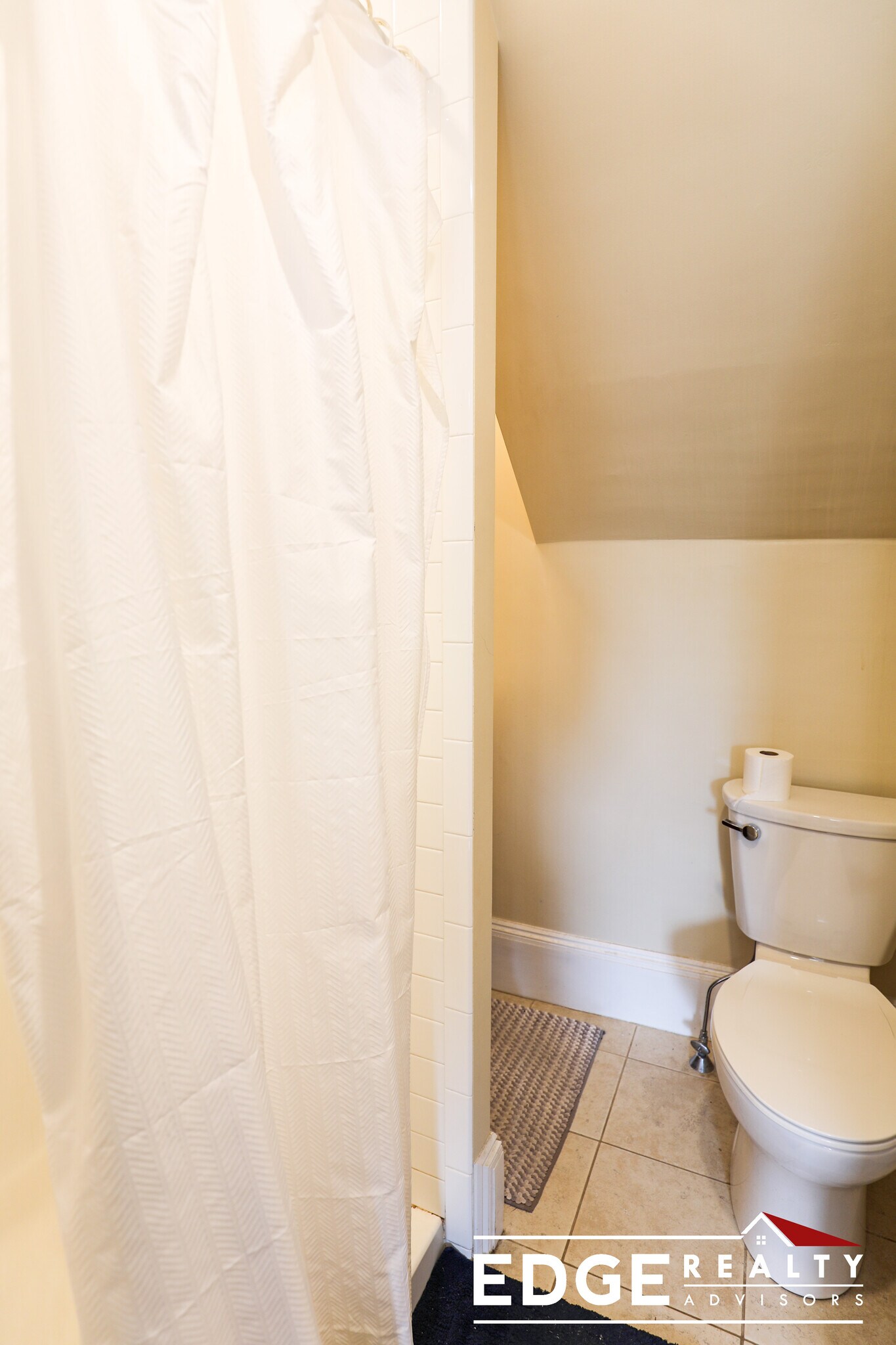 Building Photo - 45 Matchett St