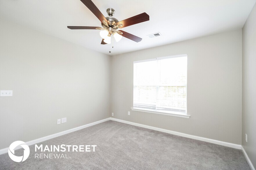 Building Photo - 3780 Windstream Way