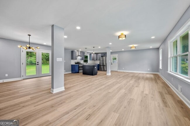 Building Photo - 3266 W Manor Ln SW