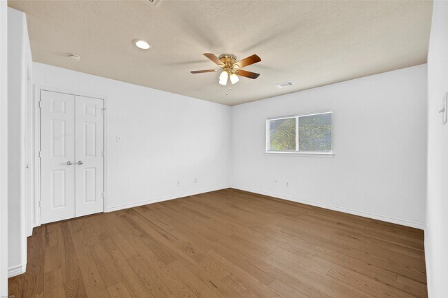 Building Photo - 10407 Hamlet Vale Ct