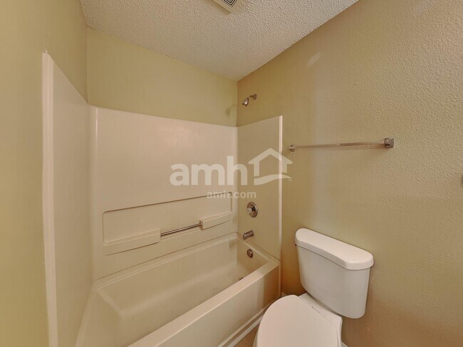 Building Photo - 10798 Cyrus Dr